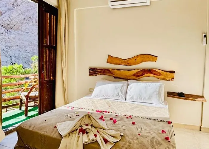 Bella House Hotel