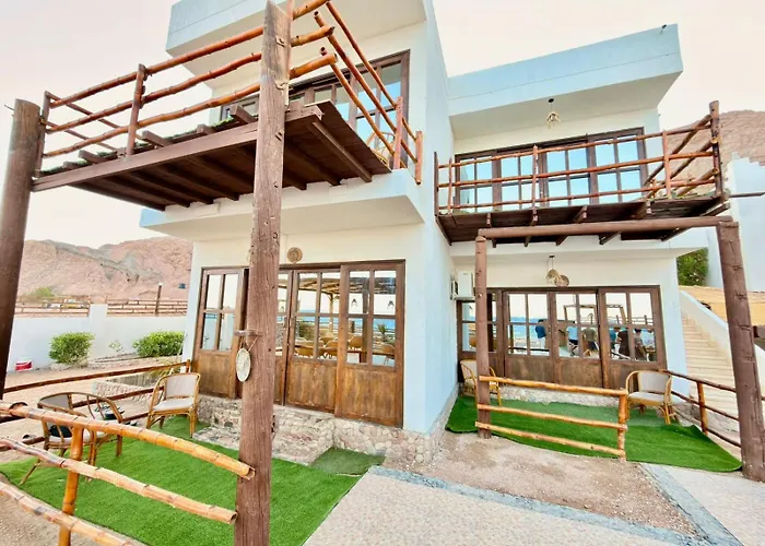 Bella House Hotel